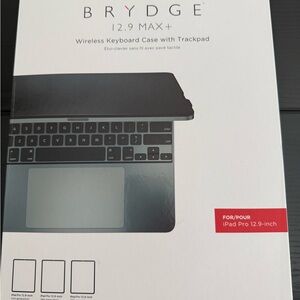 12.9 MAX+ Wireless Keyboard Case with Trackpad - Black